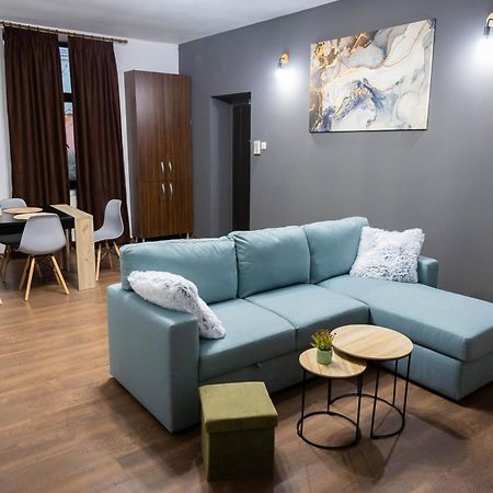 Lsix Apartman Bukarest Kültér fotó